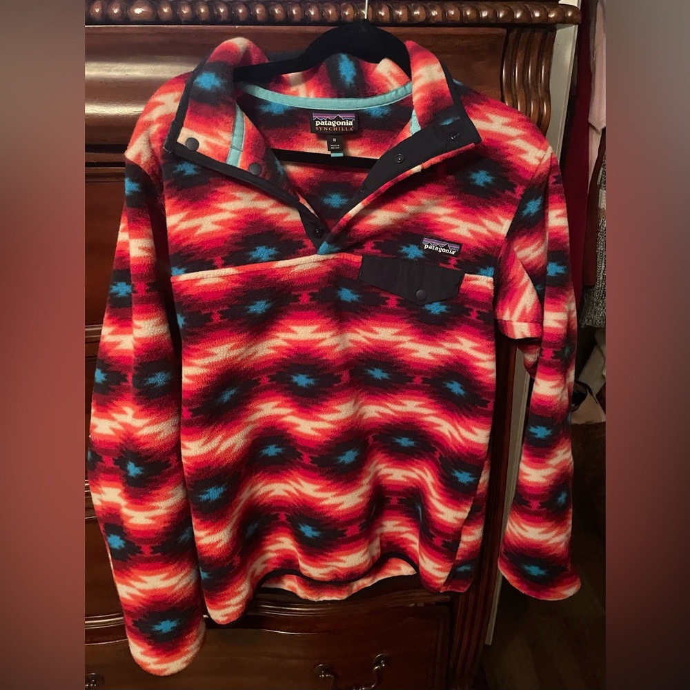 Women’s Patagonia pullover